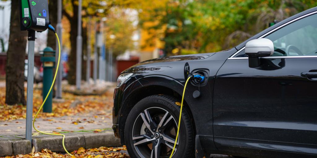 Nederlands duurste laadpaal staat in Brunssum