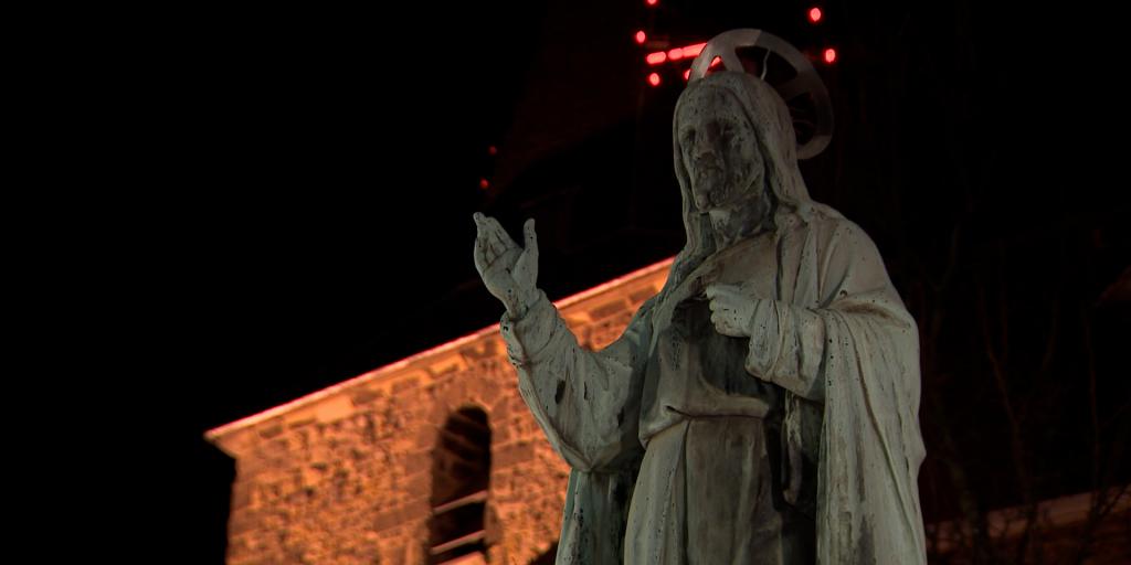 Aartsbisschop Jean-Marie Speich bij kerkdienst in Voerendaal