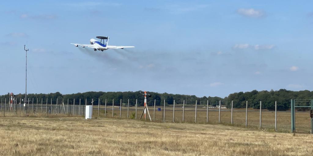Tweede baan Awacs-basis nodig vanwege groot onderhoud