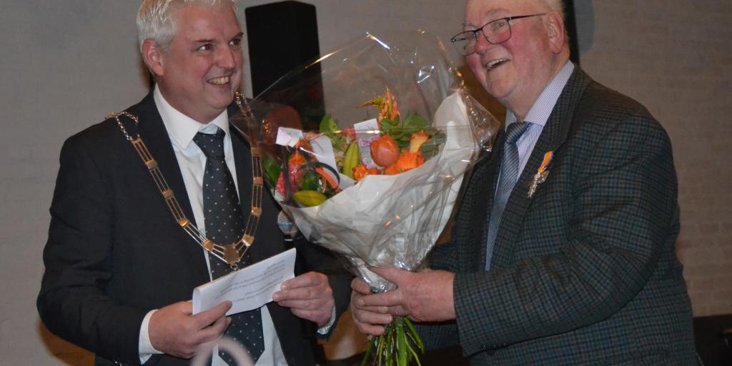 Koninklijke onderscheiding voor Jan Bos
