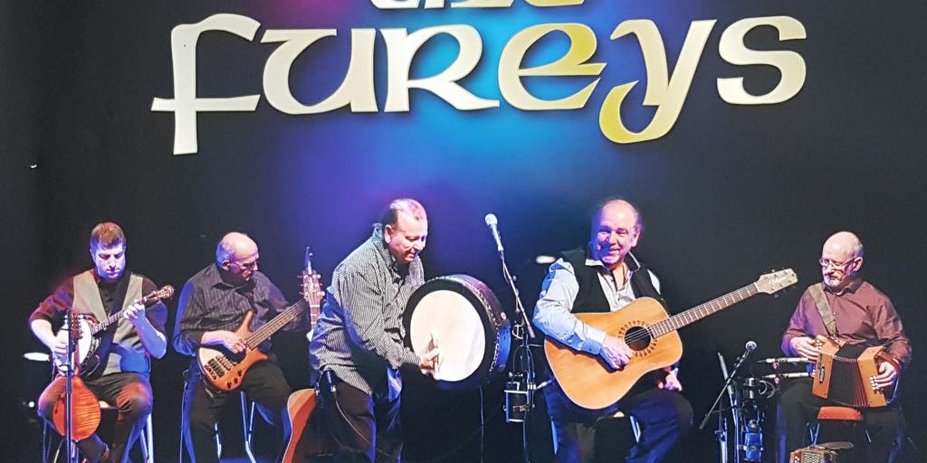 Ierse folkgroep The Fureys naar Schimmert