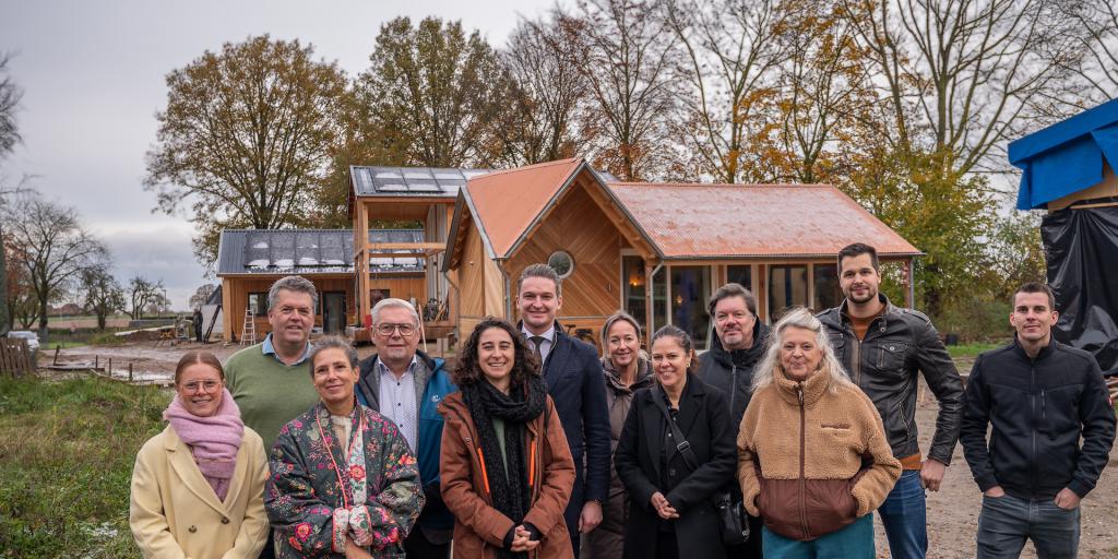 Provinciale belangstelling voor tiny house community in Schimmert