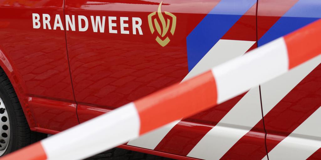 Brandweer rukt uit voor autobrand in Schinnen