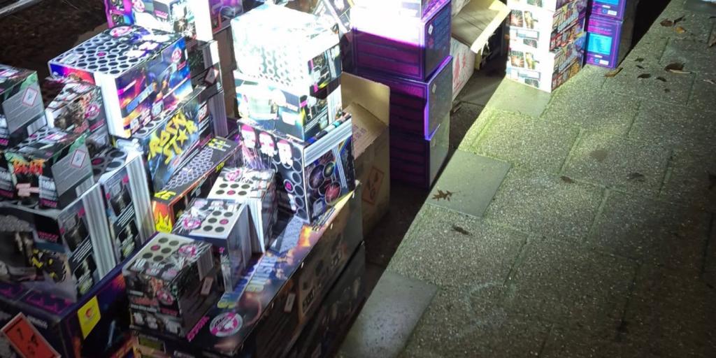 Politie haalt 187 kilo vuurwerk uit woning
