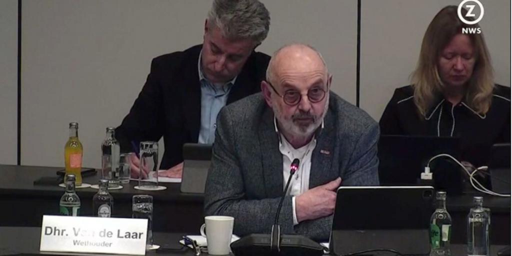 VIDEO: Wethouder Van de Laar treedt af om verhuiskwestie