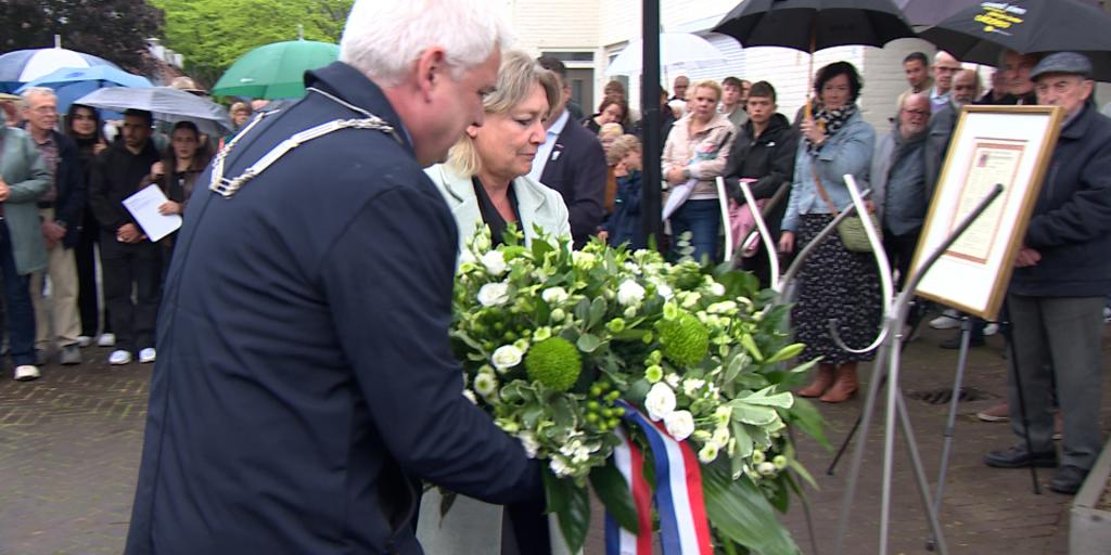 VIDEO: Schinnen herdenkt oorlogsslachtoffers